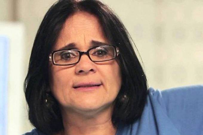 ministra Damares Alves pé de goiaba