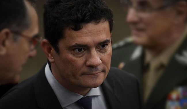 Moro silêncio escândalos corrupção atual governo bolsonaro