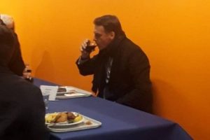 senti-pena-bolsonaro-davos