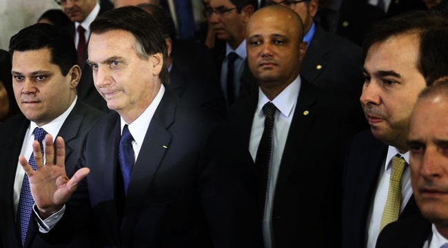 Bolsonaro desempenho inferior a Dilma início de governo congresso pauta legislativa 
