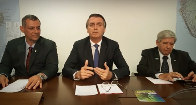 Live de Bolsonaro assessores provocou vergonha alheia