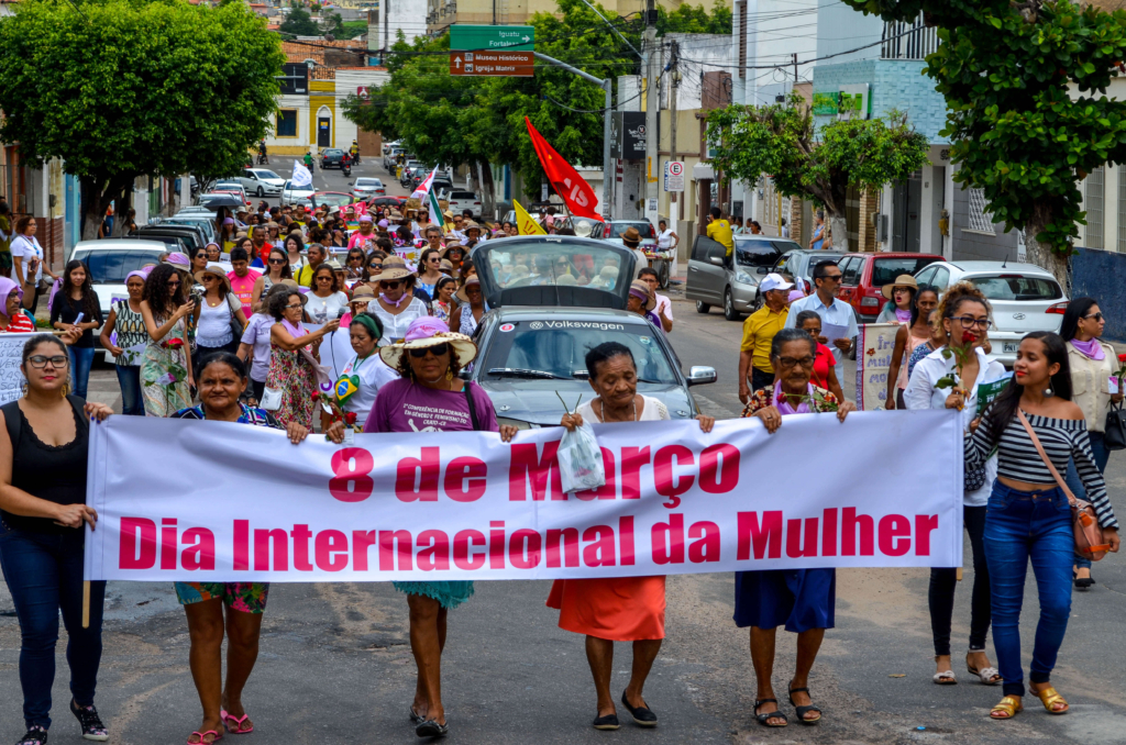 mulheres aposentadoria brasil