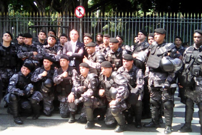 policiais bolsonaro manifestação