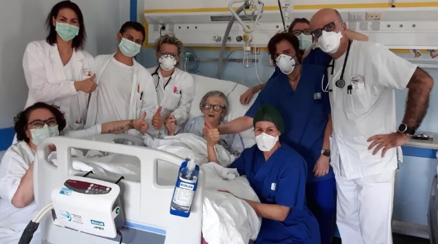 Resultado de imagem para mulher de 95 anos é curada na itália