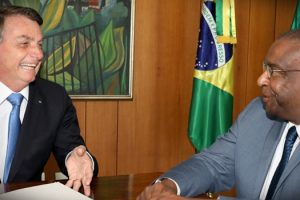 mitomano-de-um-governo-bolsonaro-mentiras