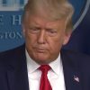 Médica favorita de Trump acredita em DNA alienígena, esperma demoníaco e cloroquina trump
