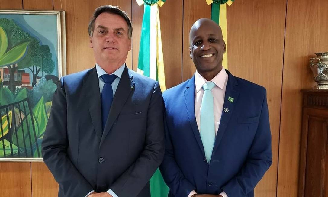 Bolsonaro e Sérgio Camargo