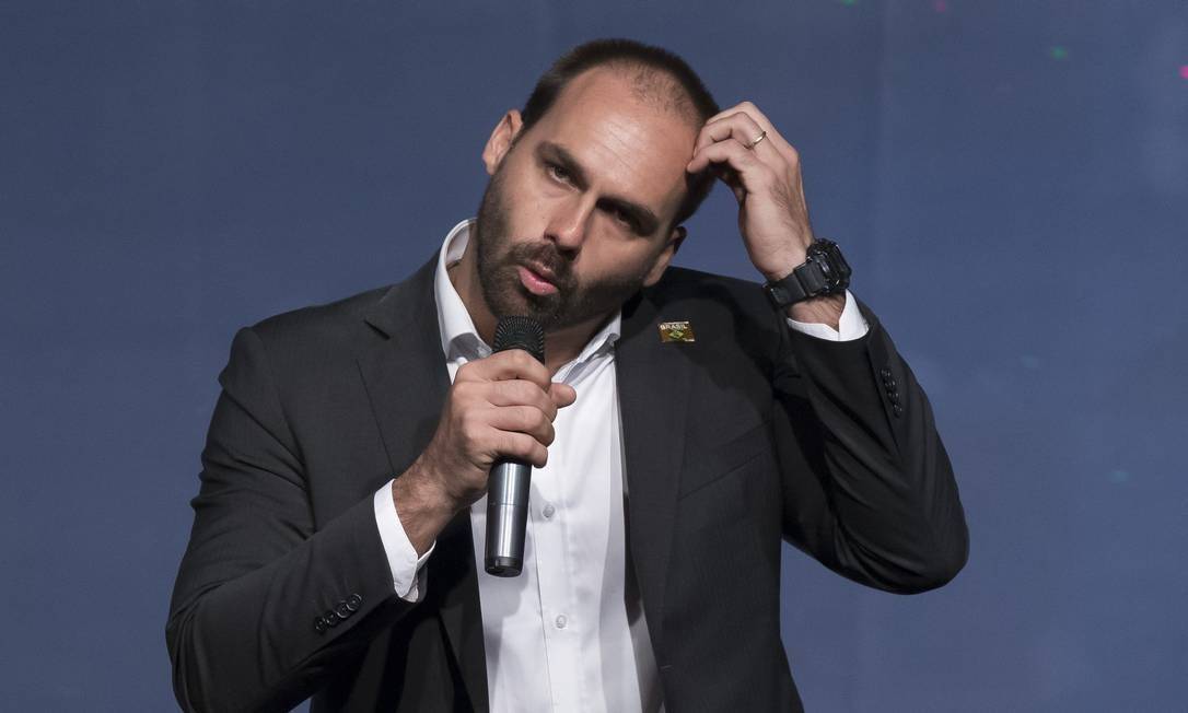 eduardo bolsonaro leite condensado