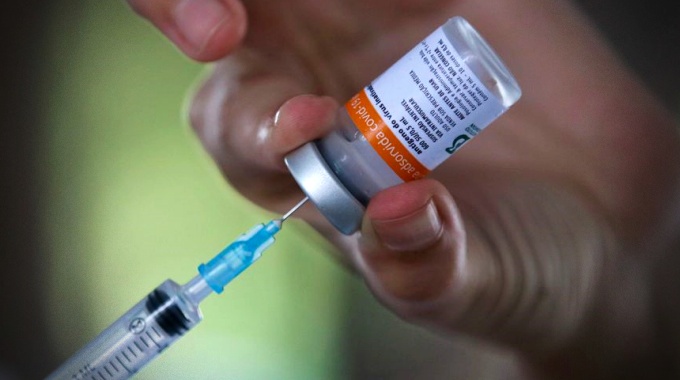 Médicos tomaram doses vacina denunciados CREMESP