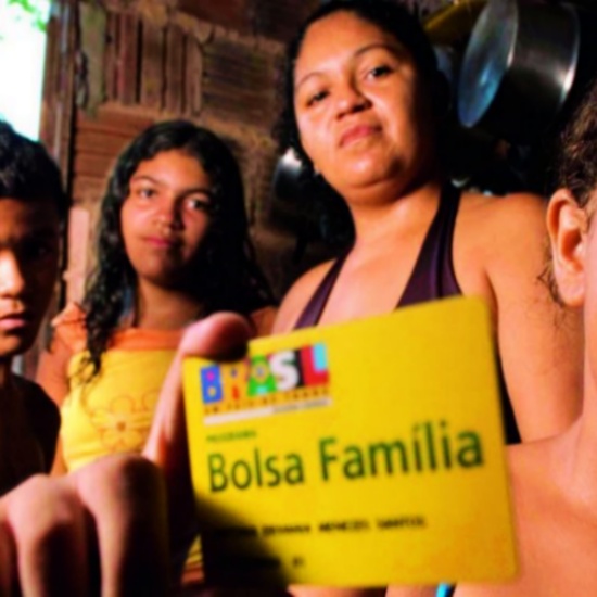 por trás proposta capitalizar Bolsa Família desigualdade governo bolsonaro fome