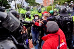 colombianos-dias-greve-nacional-violencia-estado