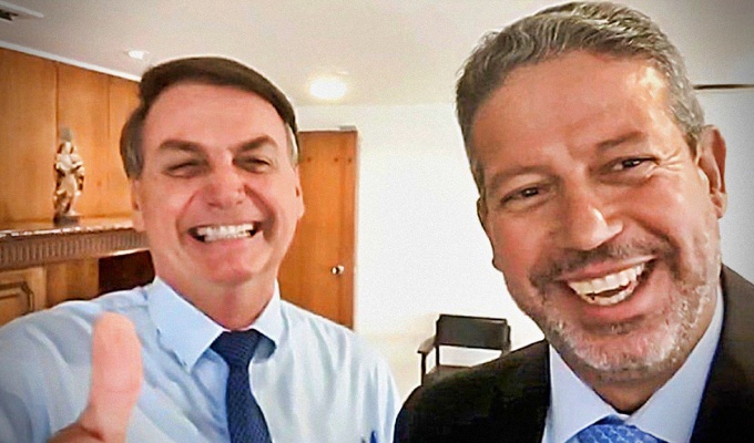 Milícia Centrão que têm comum bolsonaro