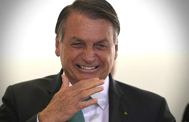 Bolsonaro debocha profissionais saúde covid só encurtou vida pacientes