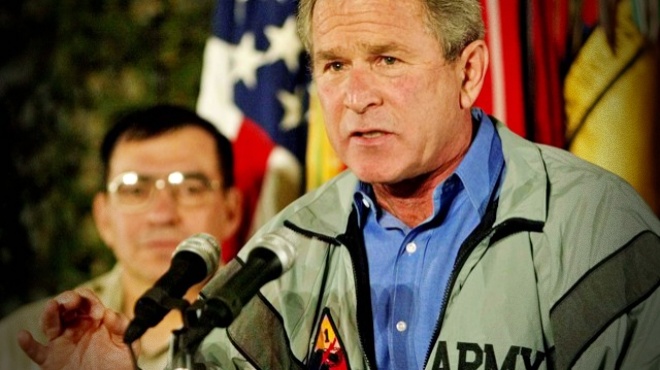 Livro imagina aconteceria Bush julgado mortes Guerra Iraque