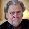 steve-bannon-conselheiro-trump-entrega-fbi-acusacao-desacato