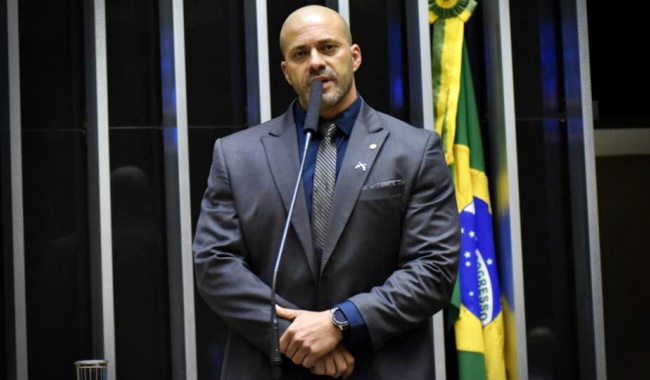apenas voto contra STF condena Daniel Silveira anos meses prisão 