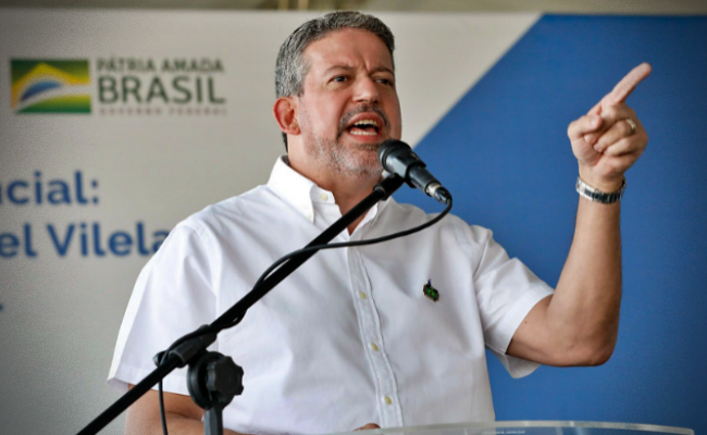 Bolsonaro ultrapassar Lula junho aposta Arthur Lira