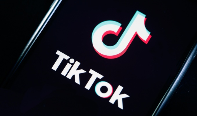 baixar TikTok vídeos graça internet tecnologia
