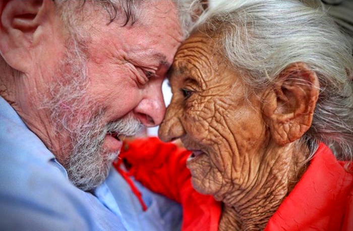 Voto Lula motivo não Bolsonaro desenvolvimento economia