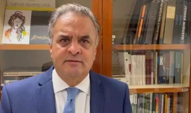 Aécio Neves