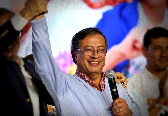 Presidentes América Latina parabenizam Gustavo Petro vitória Colômbia Bolsonaro silencia