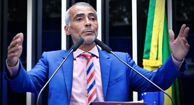 Romário caminho fácil disputa Senado pesquisa Ipec