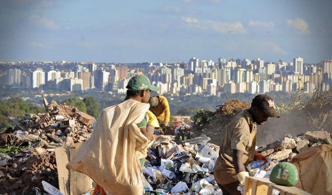 Reclamando Deus fome desemprego desigualdade bolsonaro eleições