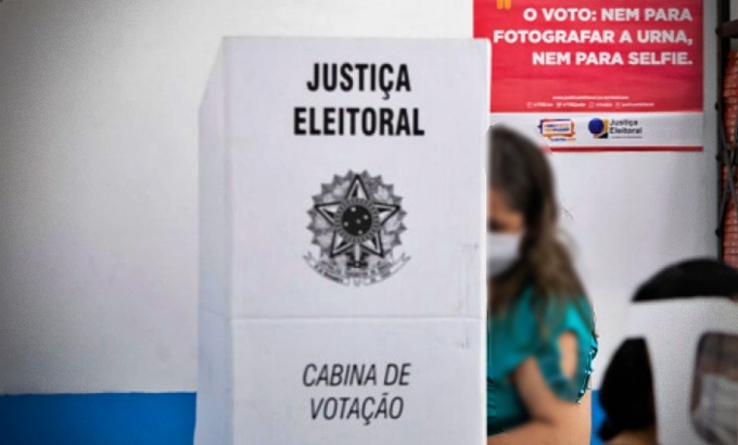 Eleitor mentir urna eletrônica votação responderá crime falsidade