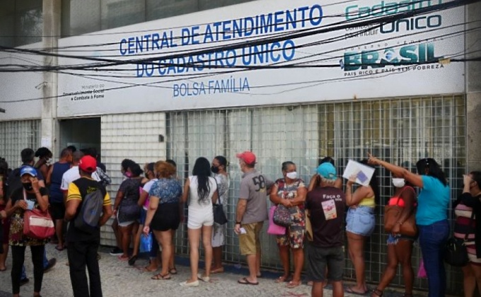 Bolsonaro congelou Bolsa Família durante anos dobrou ano eleitoral