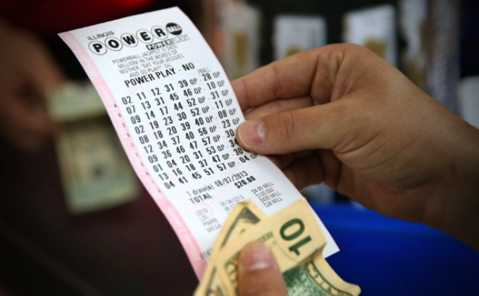 Loteria americana Powerball sorteia prêmio acumulado bilhões