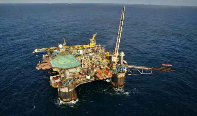 Petrobras anuncia descoberta óleo poço pioneiro pré-sal