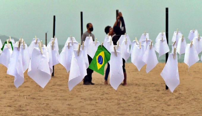 Direito direitos resultado eleições Brasil bolsonaro mortos covid lula