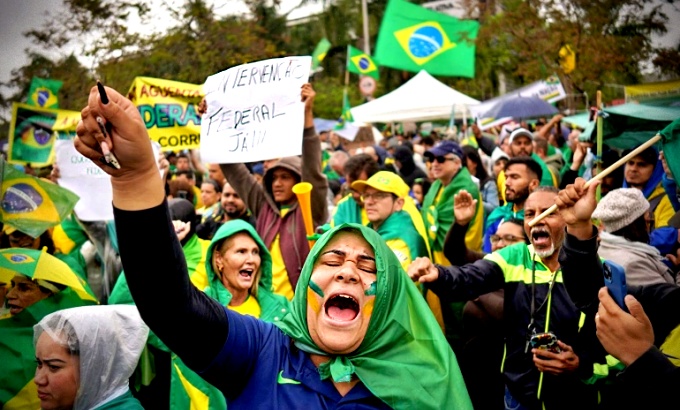 Eleitores Lula execrados família resultado das urnas: 