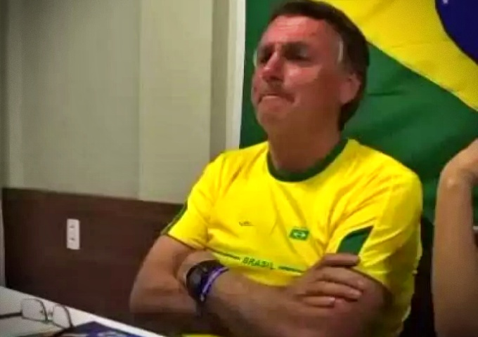 Ministro STF critica silêncio Bolsonaro Estamos lidando moleque golpista