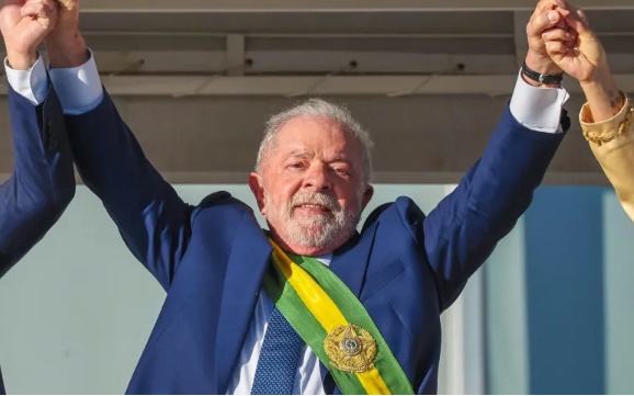 Lula faixa presidencial