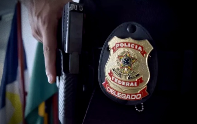 Delegado Polícia Federal recebia dinheiro facilitar registro armas fogo