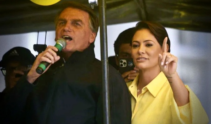 Enquanto acusavam fraude eleições patriotas fraudavam cartões vacina bolsonaro michele