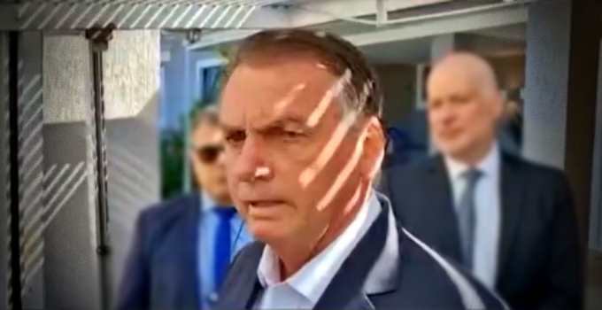 Técnica enfermagem nega vacinado Bolsonaro Não entendendo nada