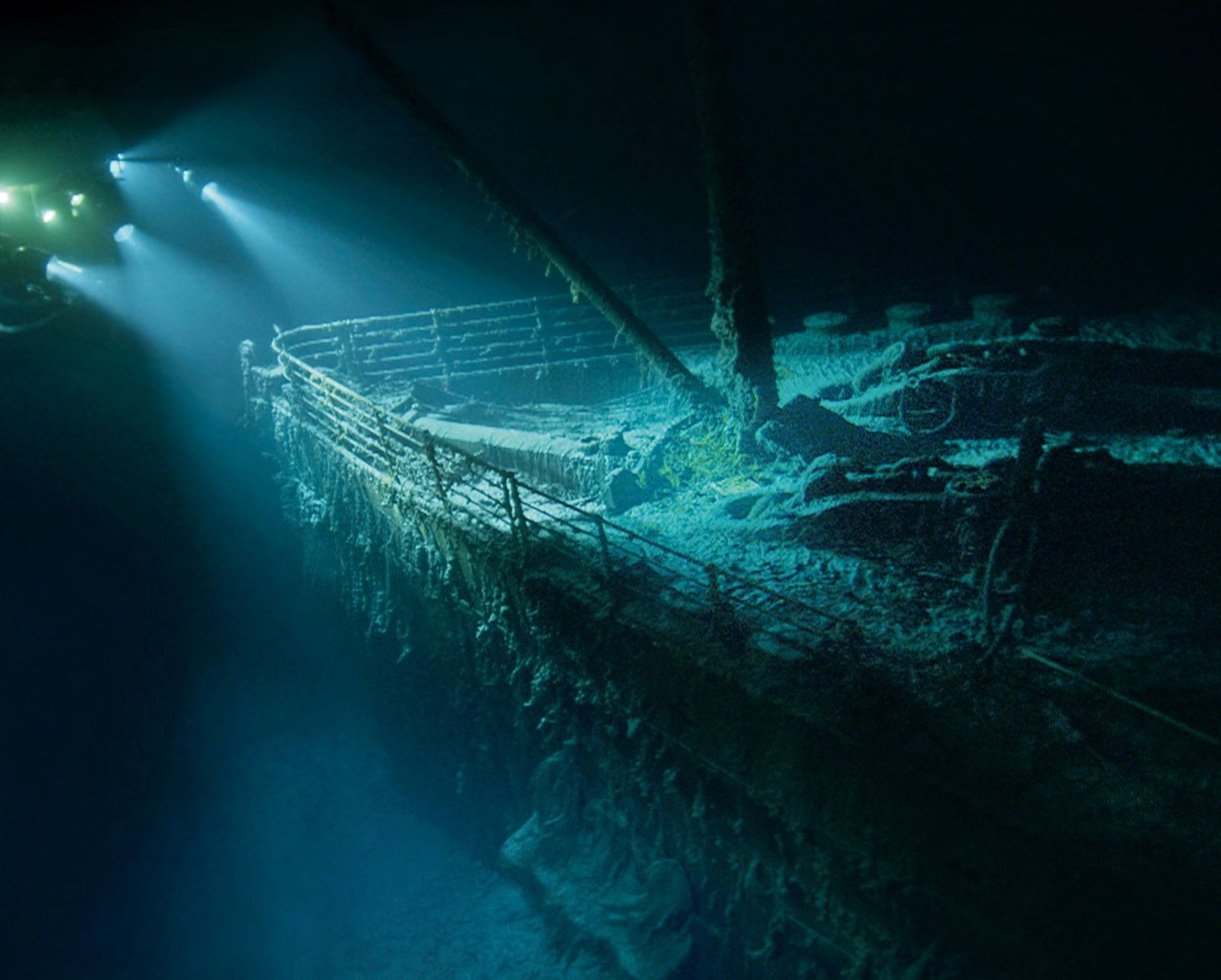 Batiscafo Mir-1, o submarino que estudou o Titanic (e também fez ponta no  filme)