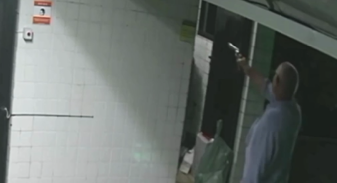 Vídeo mostra momento major médico PM atira porteiro após agredir esposa