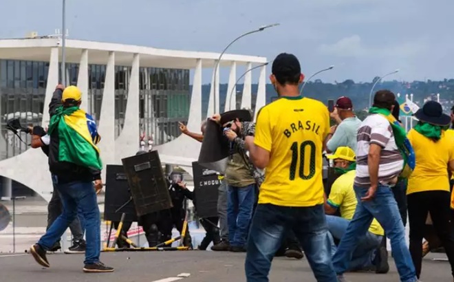 PGR pede inclusão fugitivos janeiro lista Interpol