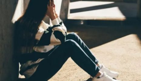 Conselheira tutelar critica menina estuprada pelo próprio pai: mena