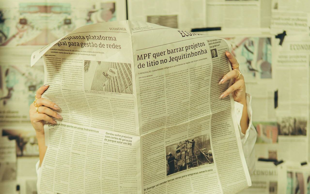 informacao inducao jornalismo