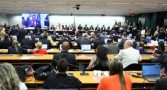 camara-aprova-pec-do-fim-escala-6x1-brasil-reduzir-jornada-trabalho