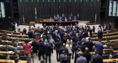 Deputados podem aprovar projeto que reduz multas e enfraquece fiscalização dos Procons; entidades alertam para “maior retrocesso” da defesa do consumidor em 35 anos camara1