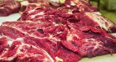 União Europeia veta carne brasileira e decisão pode gerar prejuízo de até US$ 2 bilhões por ano ao agronegócio uniao-europeia-veta-carne-brasileira-decisao-gerar-prejuizo-bilhoes-ano-agronegocio
