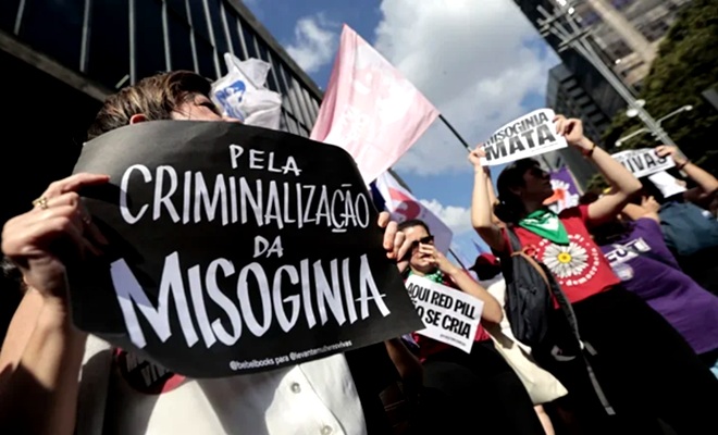 Mulheres ruas pressionam Hugo Motta votar PL da Misoginia