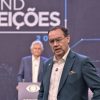 nao-eram-apenas-robos-pesquisas-apontam-dispara-de-augusto-cury-na-corrida-presidencial-flavio-bolsonaro-e-o-mais-prejudicado-com-o-crescimento-do-coach