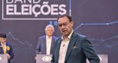 nao-eram-apenas-robos-pesquisas-apontam-dispara-de-augusto-cury-na-corrida-presidencial-flavio-bolsonaro-e-o-mais-prejudicado-com-o-crescimento-do-coach
