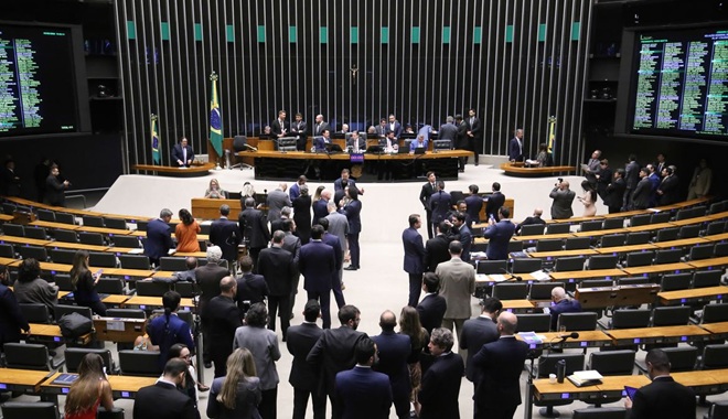 Direita avança Congresso PL maior bancada Câmara Senado